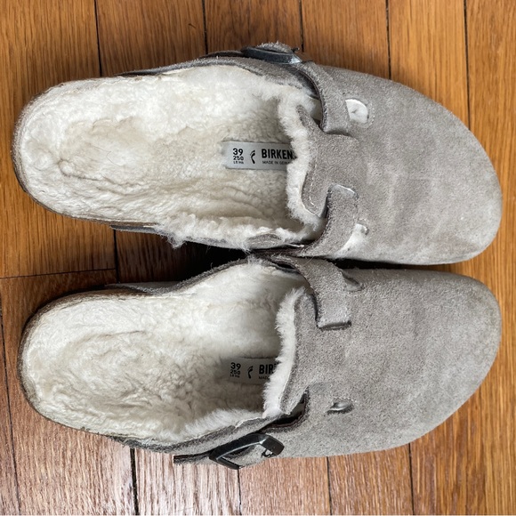 Birkenstock Boston Sherpa Lined Clogs - Picture 2 of 8